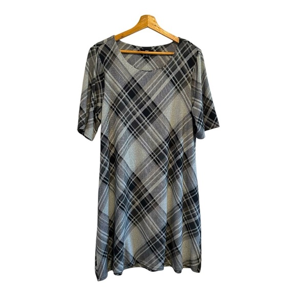 R & K Dresses & Skirts - R & K Originals Women's Gray Plaid Short Sleeve Dress Size X-Large